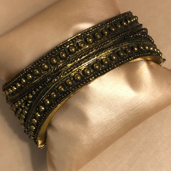 EUPHORIA DESERT BANGLE - Picture 4 of 8